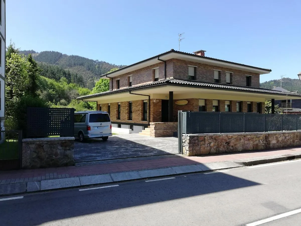 Villa Laga Surfing Ibarrangelu Spagna